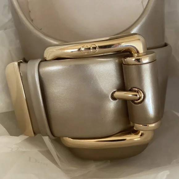 Christian Dior metallic beige buckle heels 37.5 - Picture 15 of 16